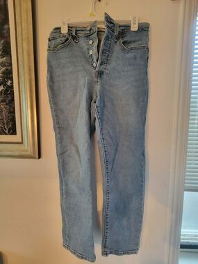 Levi's Light Blue Women's High-Rise Button-Fly Jeans